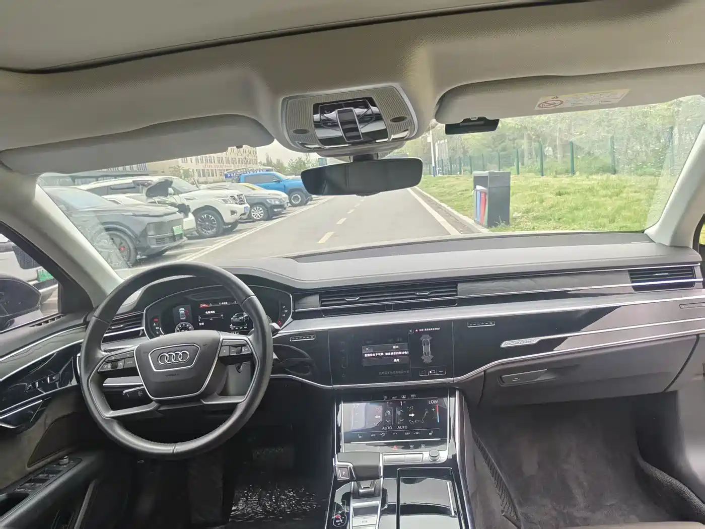 Audi A8 2019 Facelift Plus A8L 50 TFSI quattro Comfort фото 6