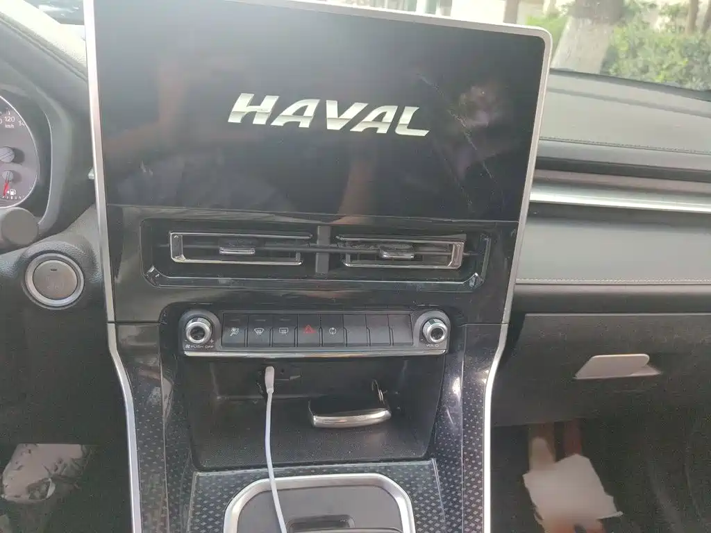 Фото 6 - Haval M6