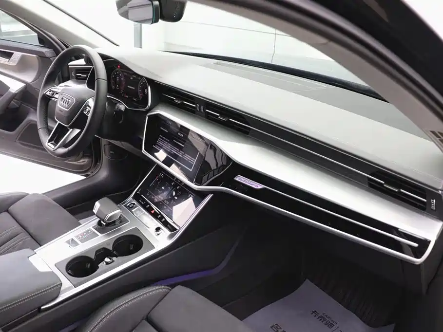 Audi A6 (Import) 2025 Avant Pioneer 45 TFSI Premium Dynamic фото 23