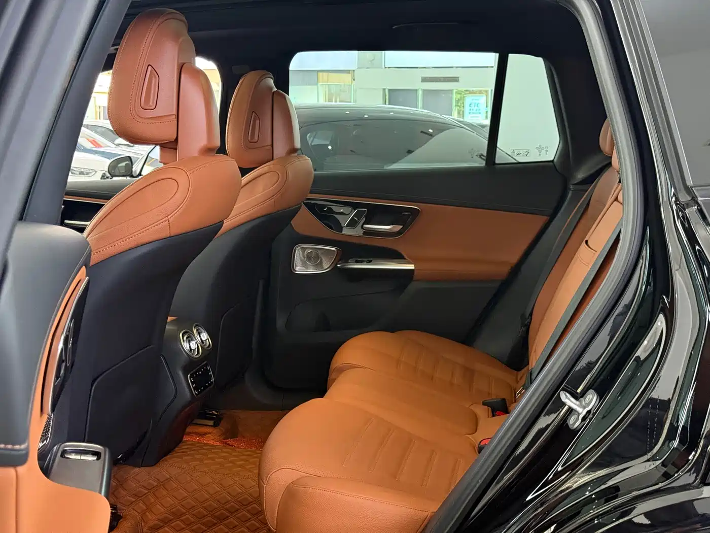 MERCEDES-BENZ GLC
