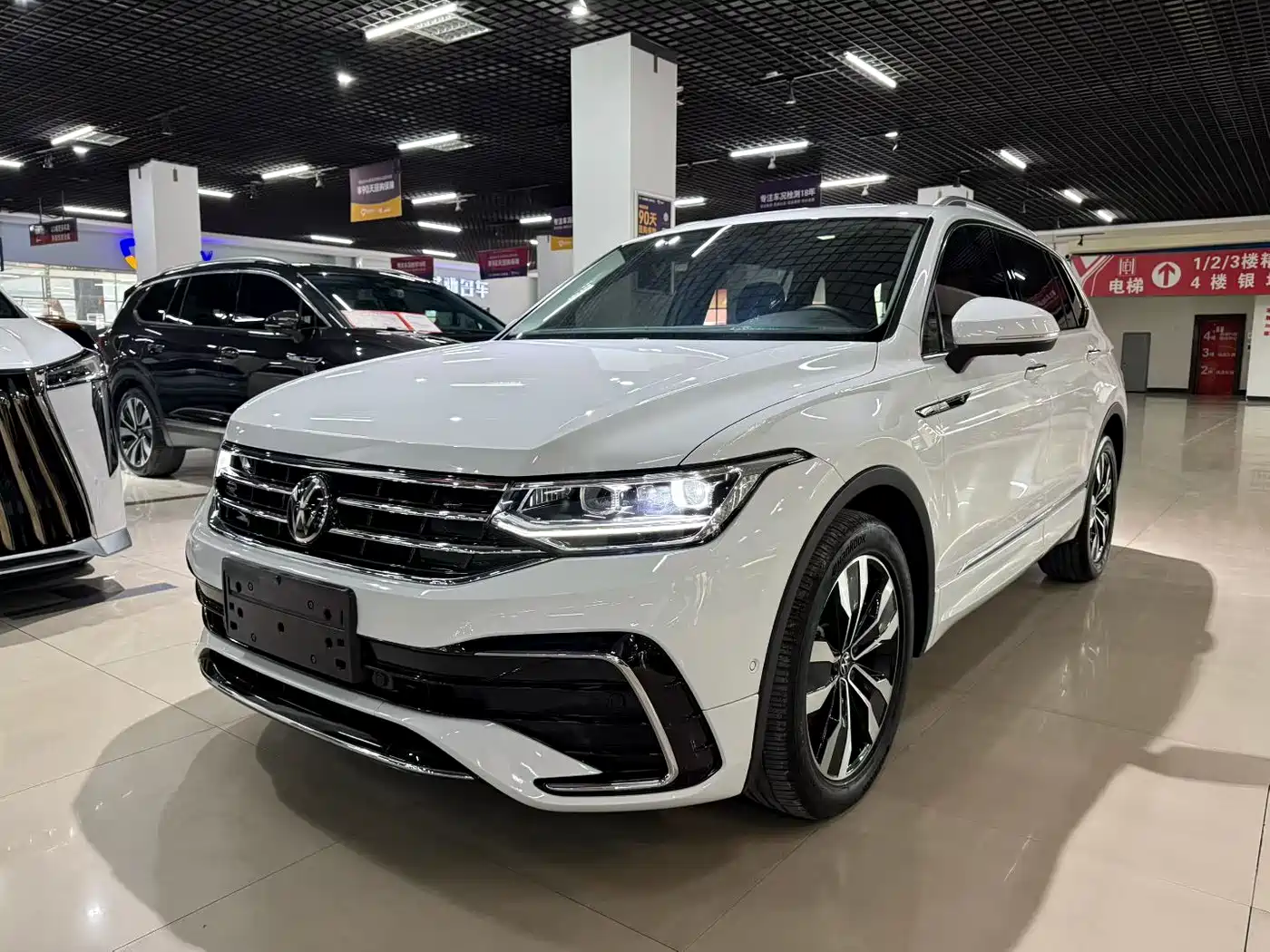 Volkswagen Tiguan L 2024 330TSI Automatic 2WD R-Line Premium Enjoyment Edition