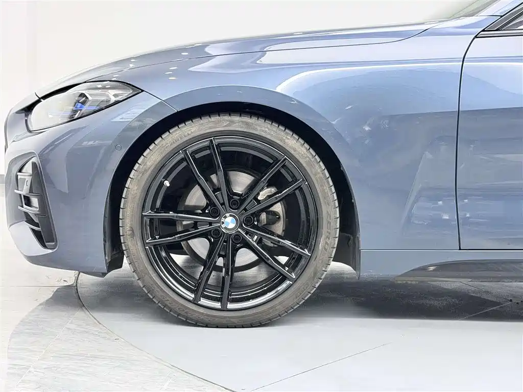 BMW 4-SERIES
