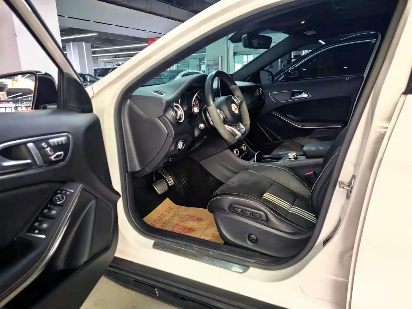 Mercedes-Benz GLA 2018 GLA 200 Polar Limited Edition фото 5