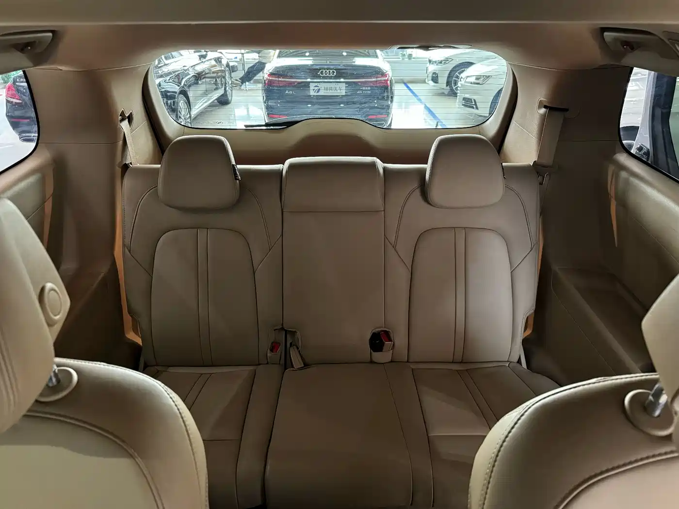 Buick GL8 2021 ES Landlord 653T Premium фото 16