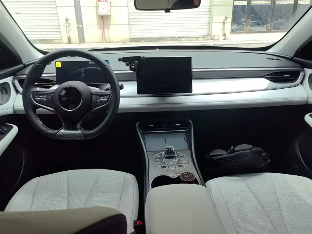 BYD Hai Bao 05 DM-i 2025 DM-i Smart Drive Edition 55KM Luxury фото 10