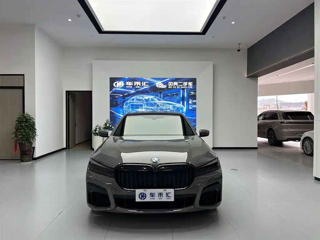 BMW 7 Series 2019 Facelift 730Li M Sport Package фото 2