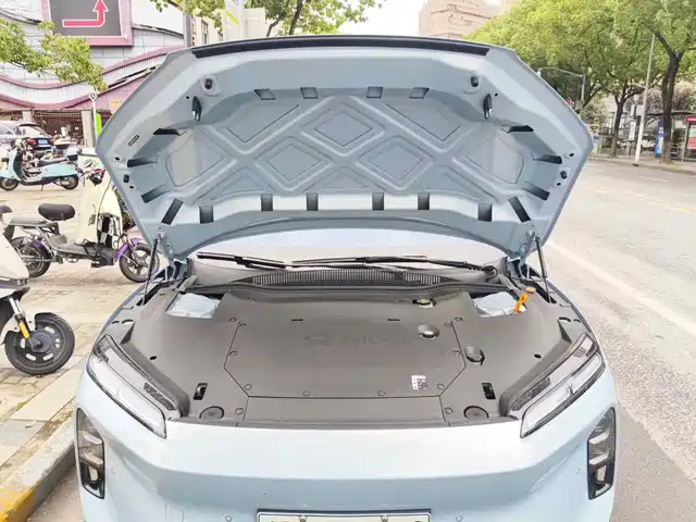 NIO ET5T 2025 75kWh Touring — фото 3