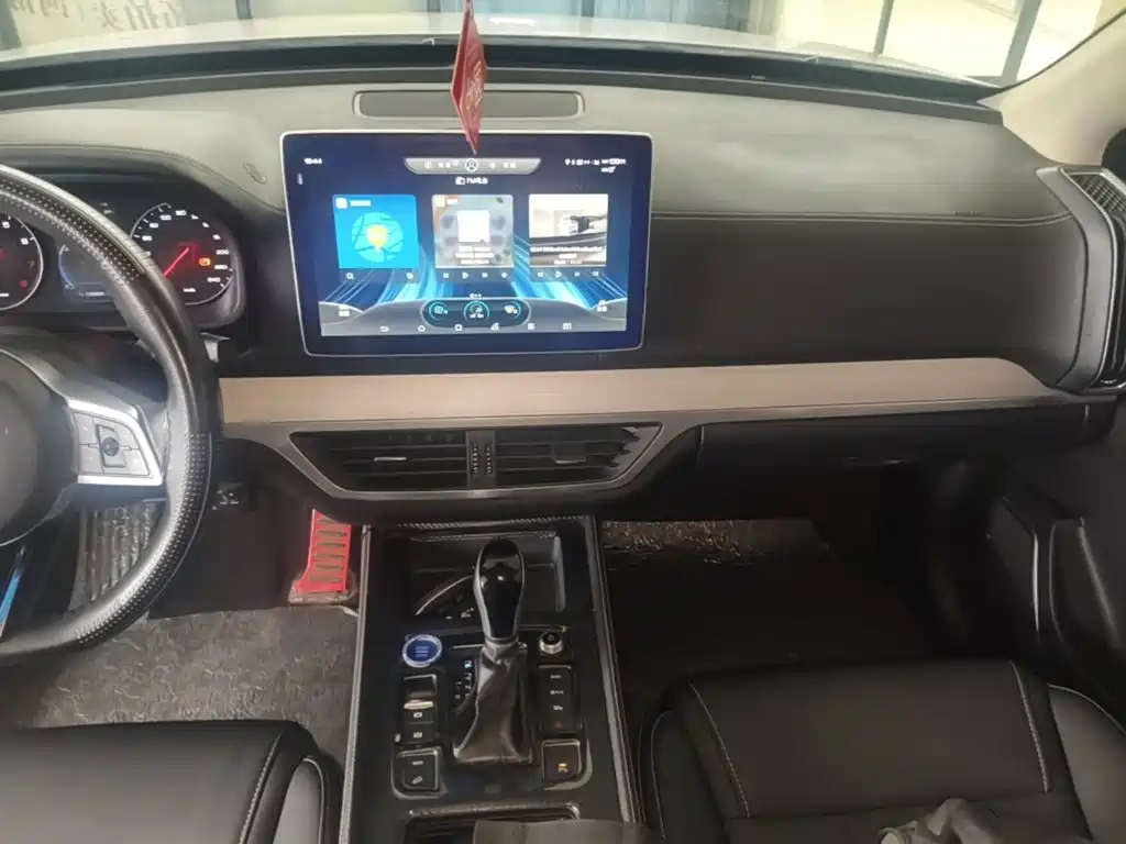 BYD Tang 2018 2018 2.0T Automatic Smart Connection Noble Edition 7-Seater China V