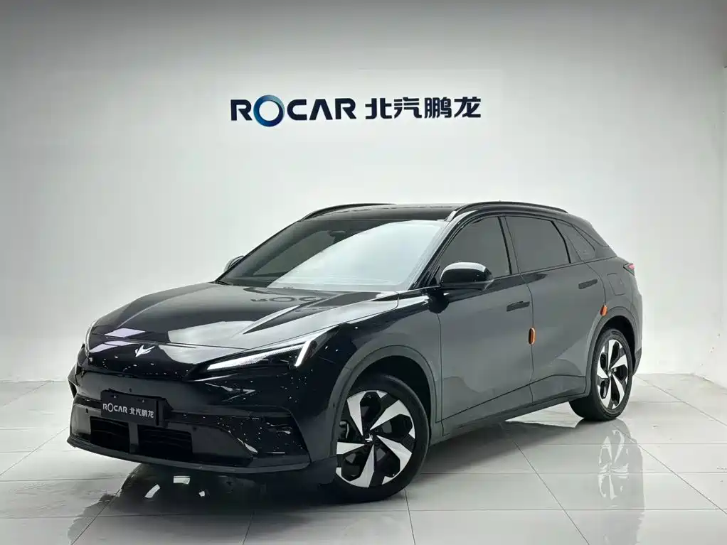 Фото 1 - ARCFOX Alpha T5