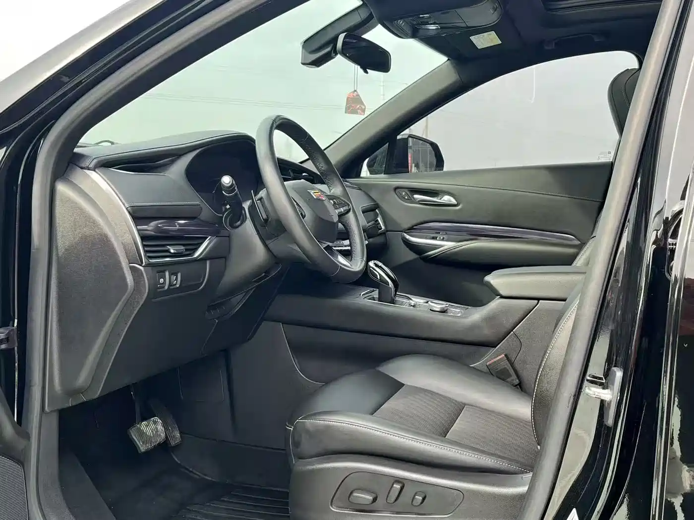 Cadillac XT4 2020 28T 2WD Technology фото 4