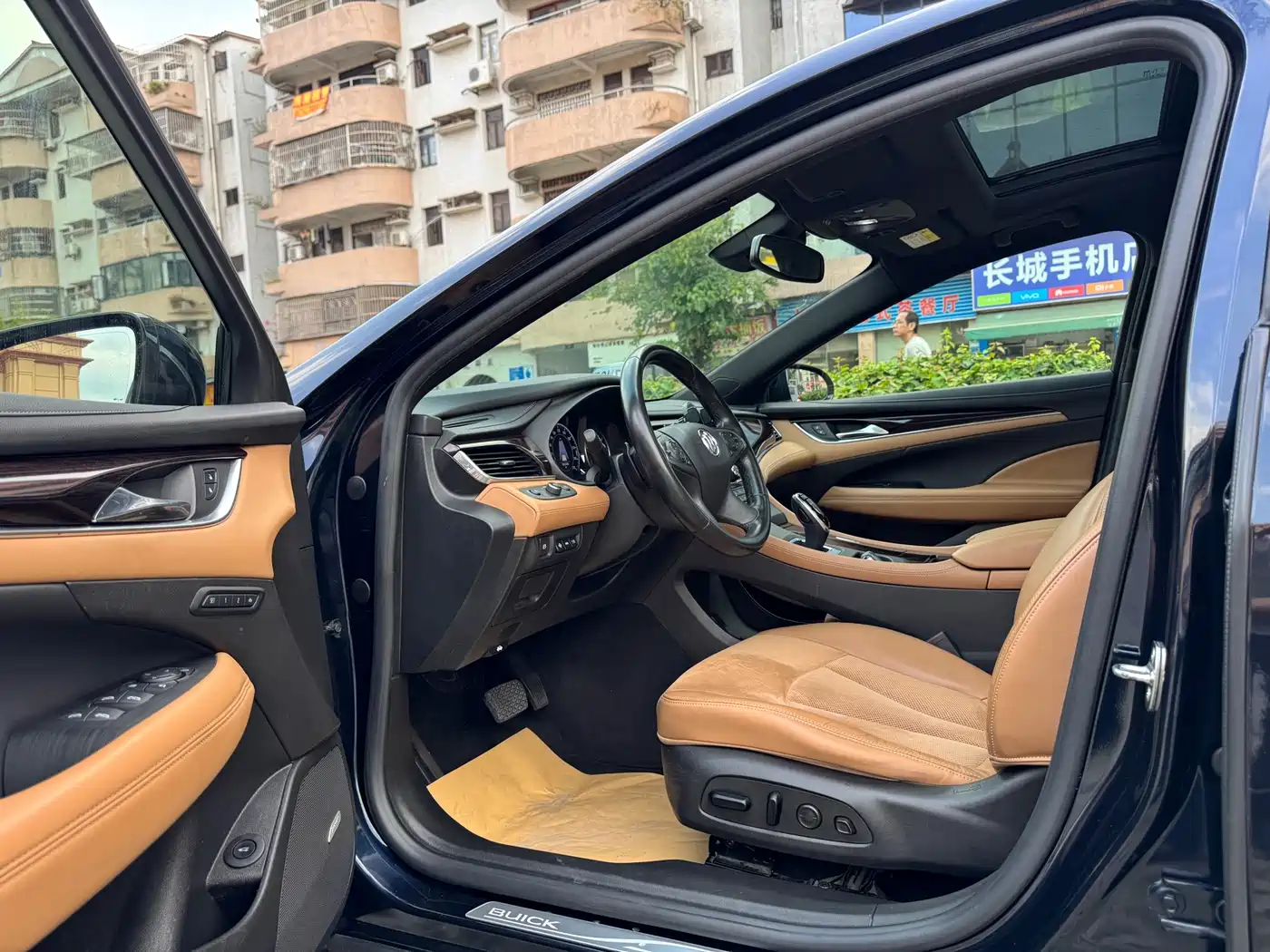 Buick LaCrosse 2019 28T Premium Model фото 9