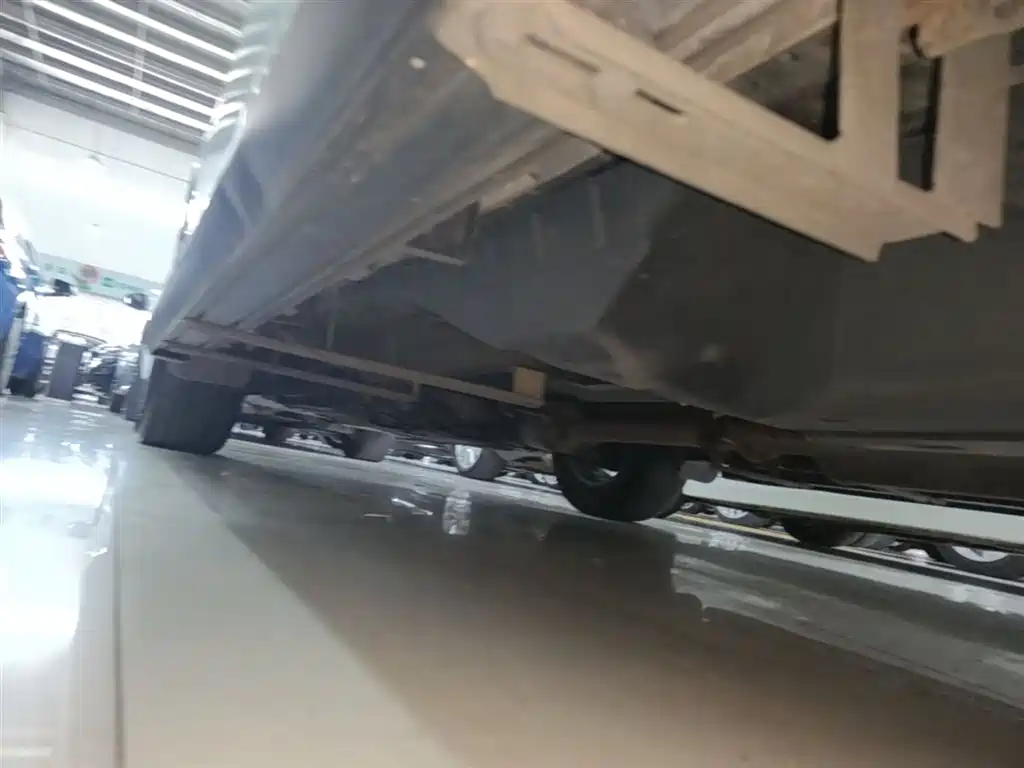 Haval M6 2021 PLUS 1.5T DCT Elite Smart Connect фото 22