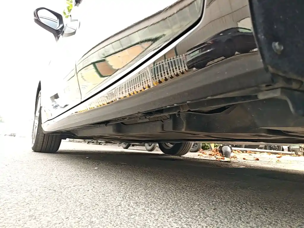 Фото 22 - Toyota Avalon