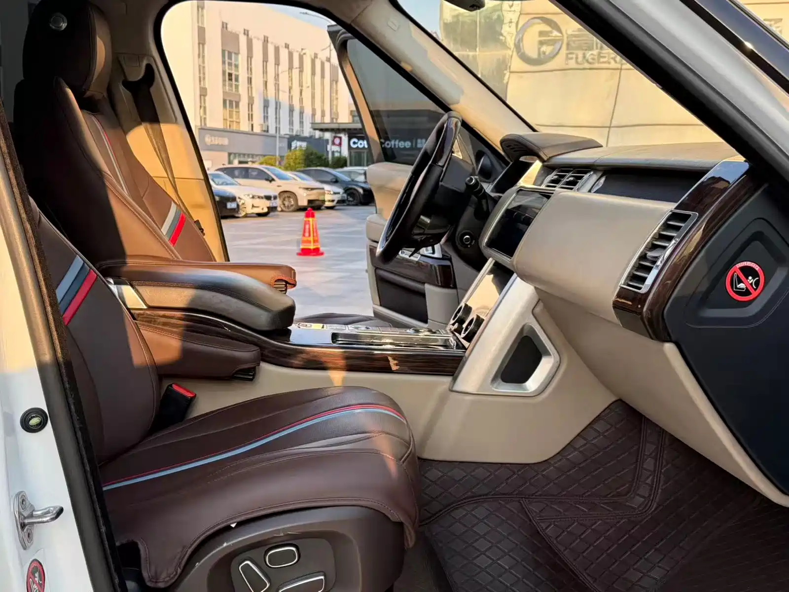 Фото 4 - Land Rover Range Rover