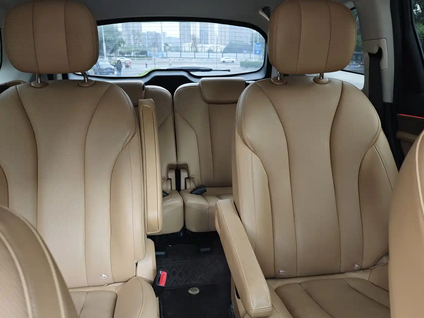 AITO Wenjie AITO M7 2022 1.5T RWD Comfort Edition фото 20