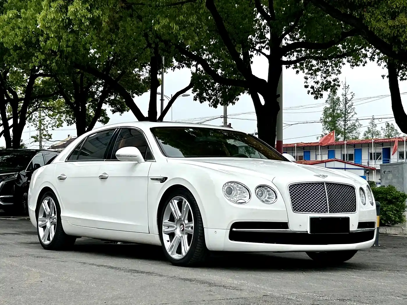 Bentley Flying Spur 2014 4.0T V8 Prestige Edition фото 3
