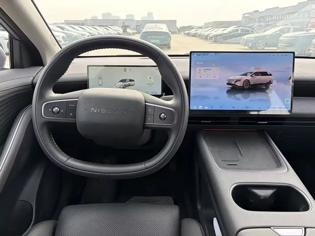 Nissan N6 2025 2025 Mid Configuration