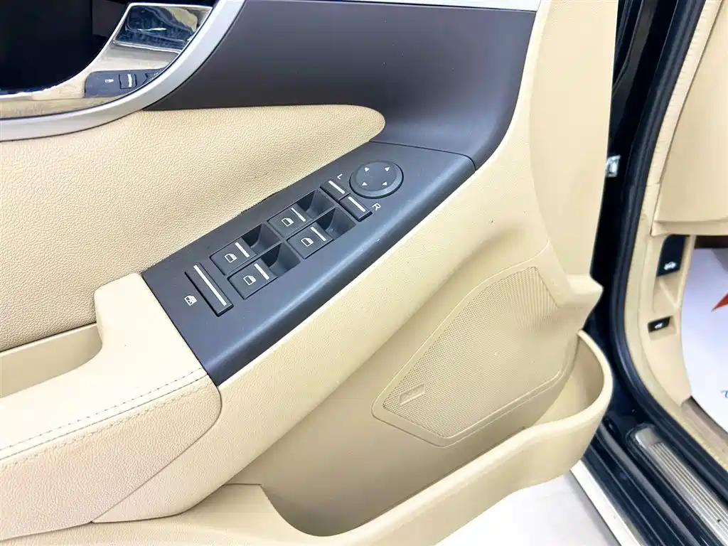 Roewe 750 2014 2011 1.8T 750D NAVI Shangya Edition AT