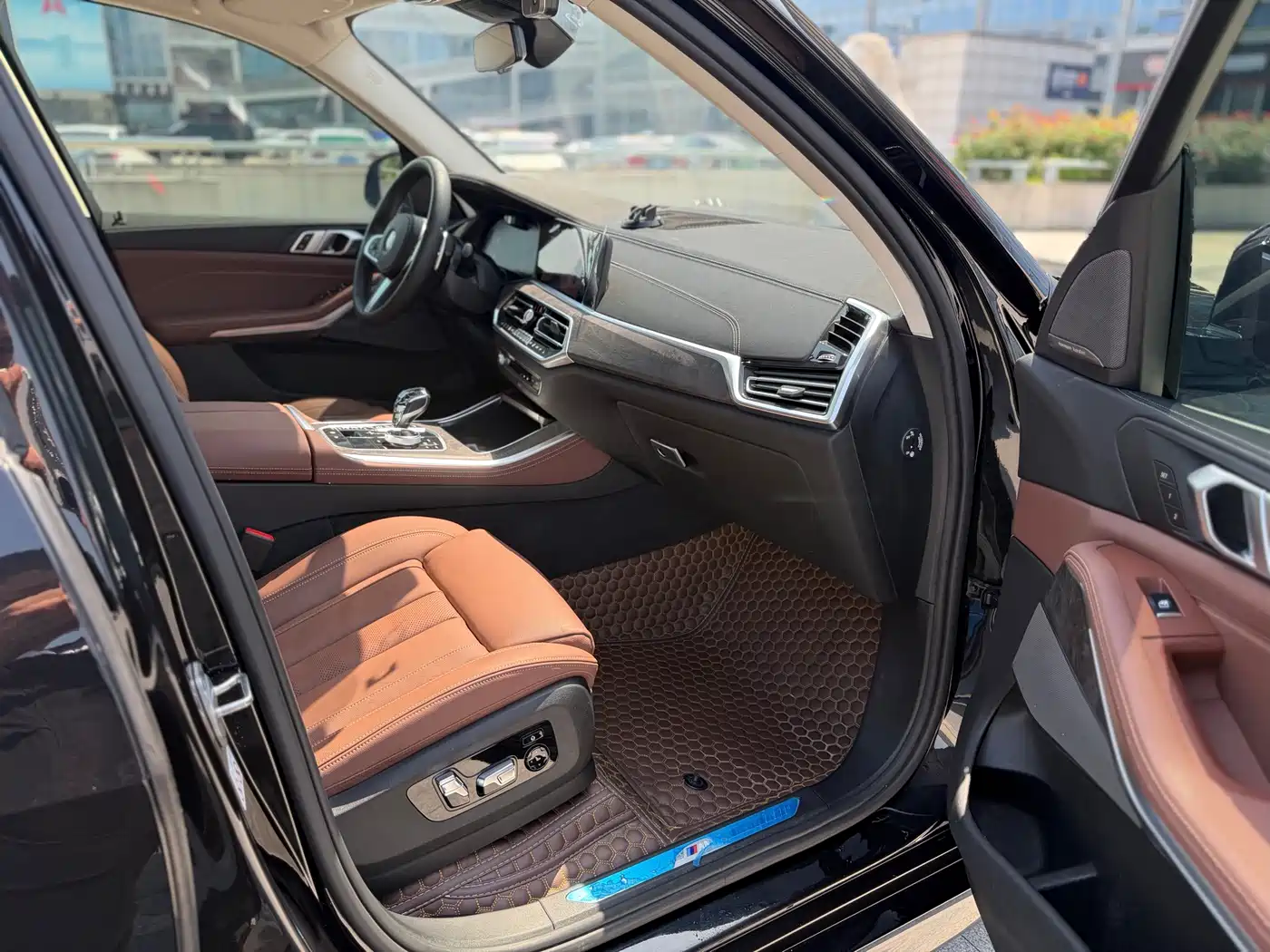 BMW X5 (Import) 2019 xDrive40i Exclusive M Sport Package фото 17