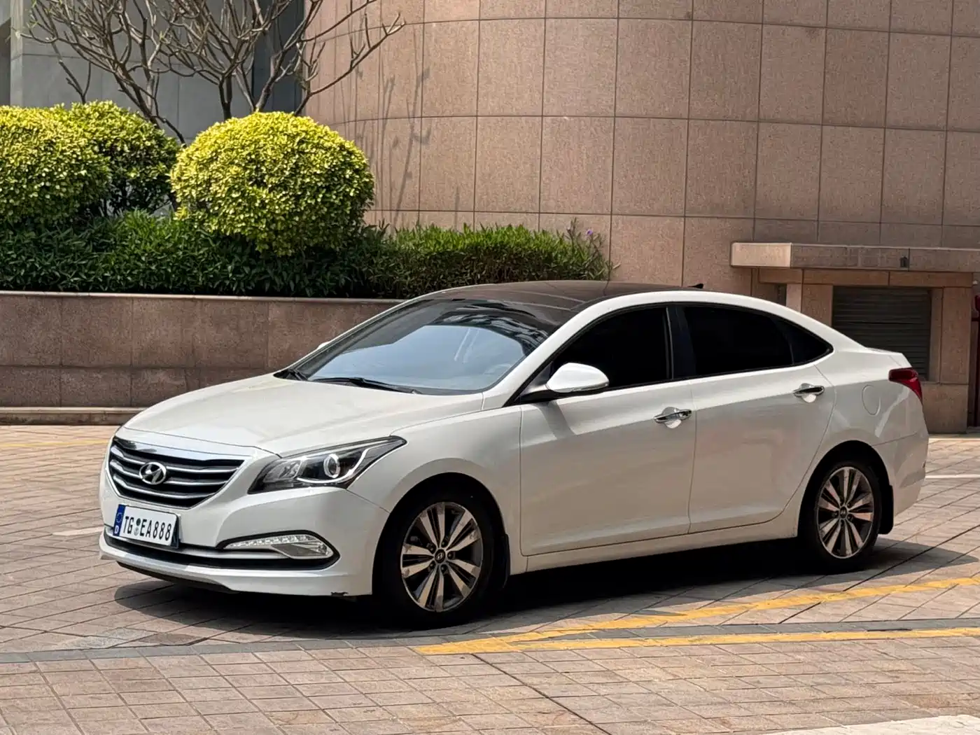 Hyundai Mistra 2016 1.8L Automatic Smart GLS
