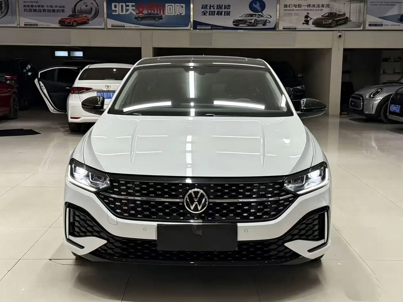 Volkswagen Lavida 2023 Model 280TSI DSG Starlight Eternal Edition фото 2