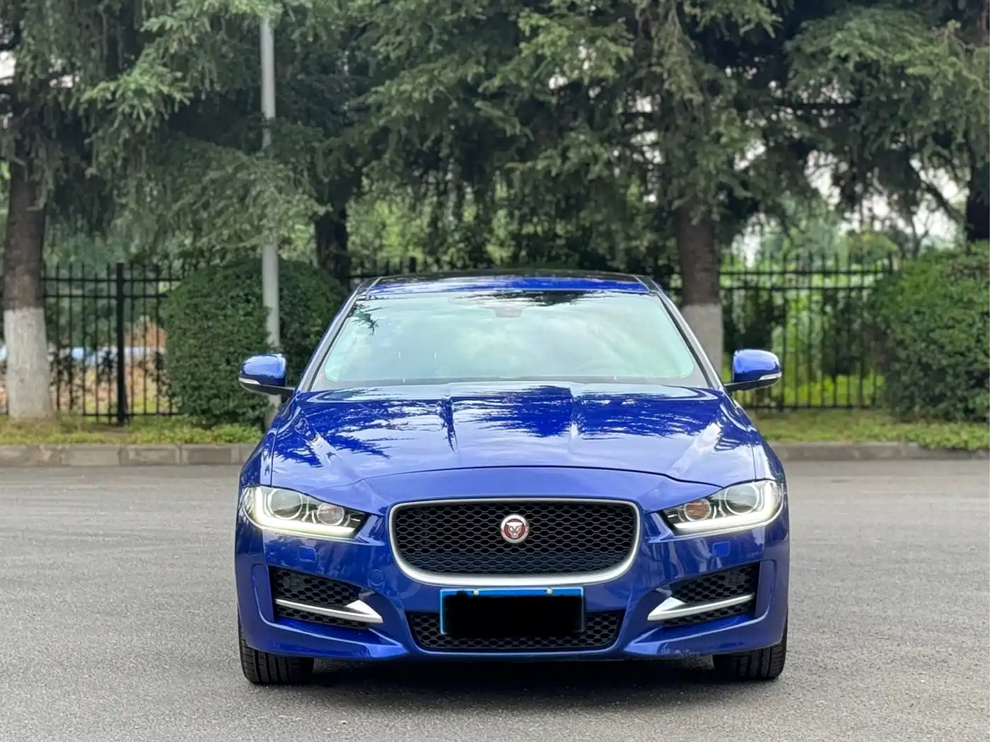 2017 Jaguar XE