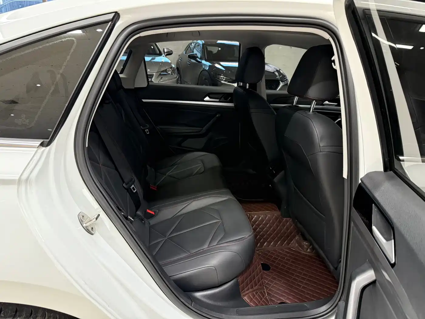 Volkswagen Lavida 2023 Model 280TSI DSG Starlight Eternal Edition фото 22