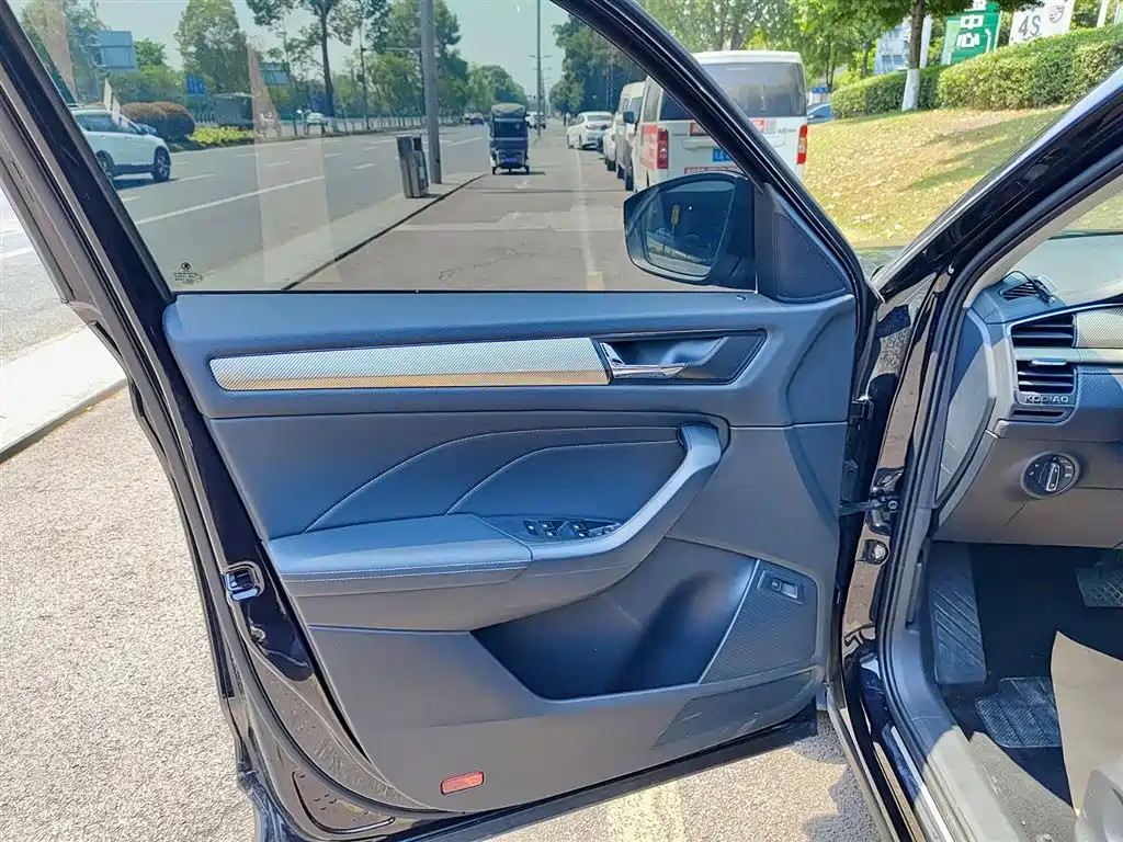 Škoda Kodiaq 2022 TSI330 5-seat 2WD Premium фото 6