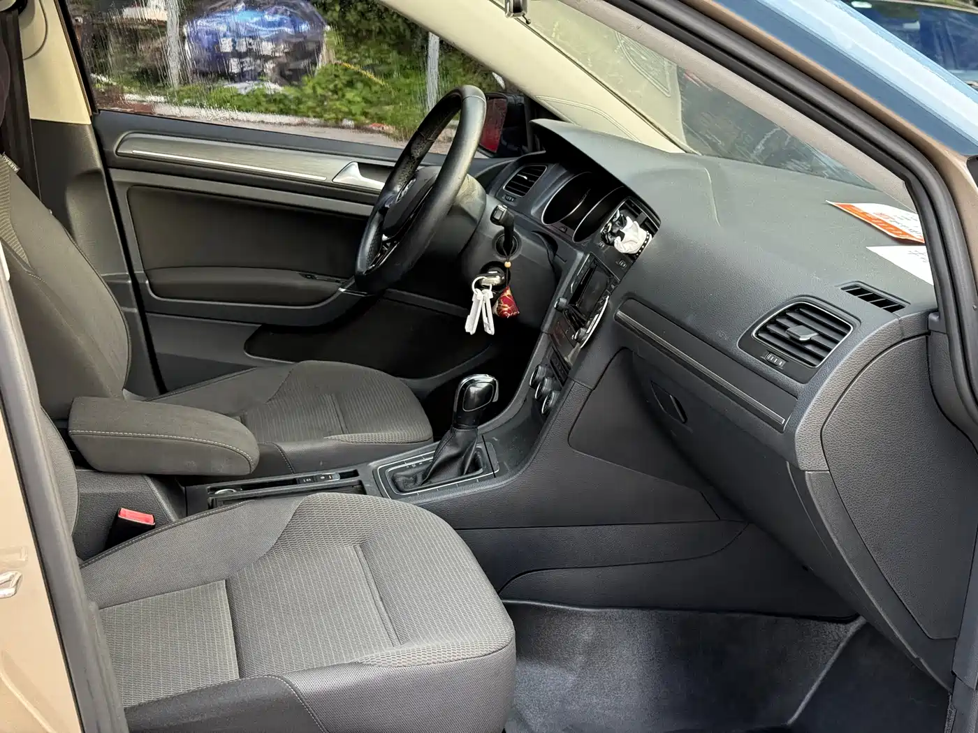 Volkswagen Golf 2016 230TSI Automatic Comfort фото 10