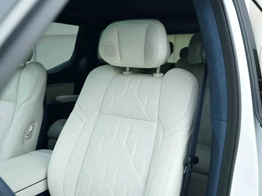 ZEEKR 009 2026 2024 7-Seat Aisle AWD Version 108kWh