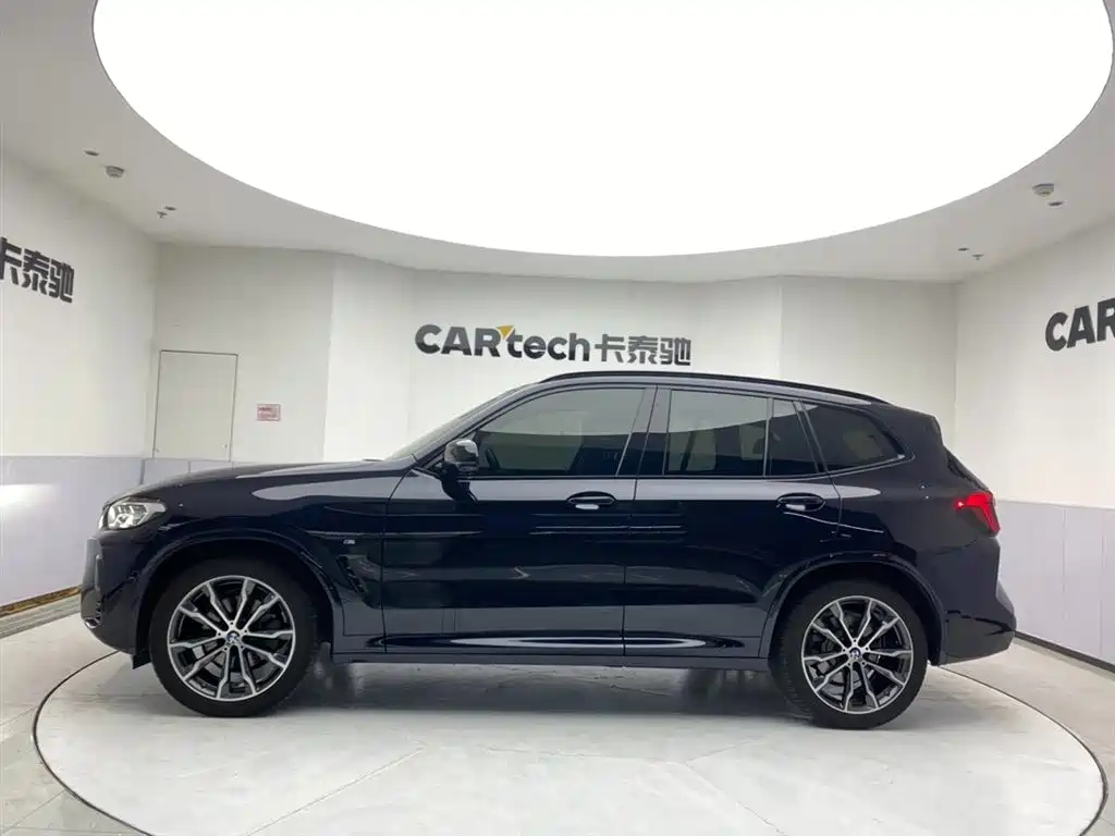 BMW X3 2023 Facelift xDrive30i Leading M Night Package фото 9