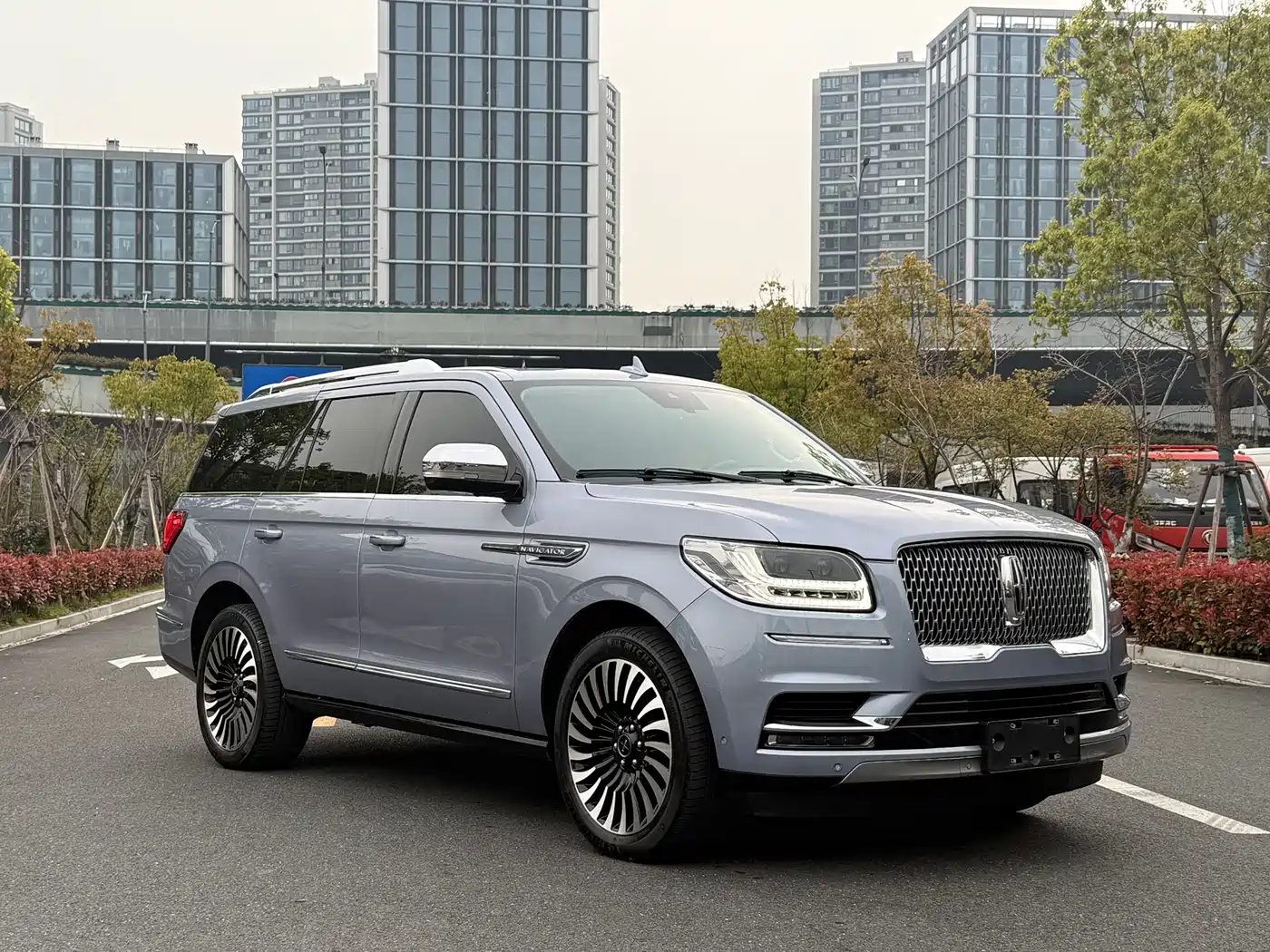 LINCOLN NAVIGATOR