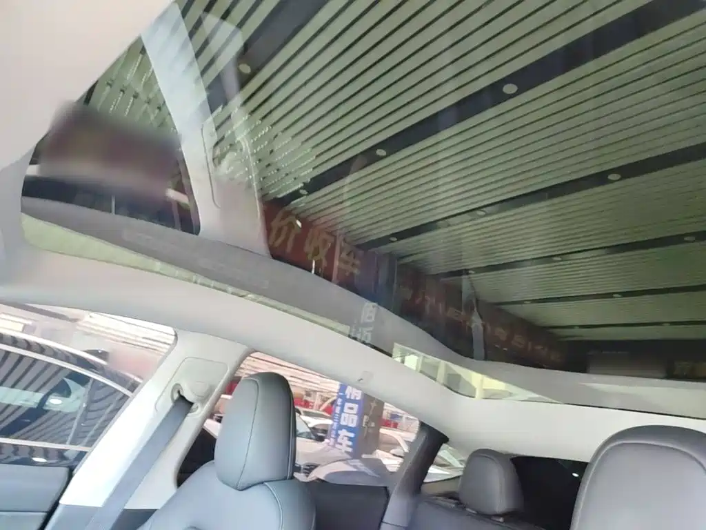 Tesla Model Y 2024 Rear-Wheel Drive Version 18