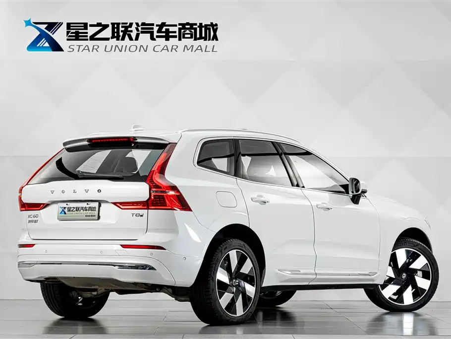Volvo XC60 Plug-in Hybrid 2025 2025 Plug-in Hybrid Long Range AWD Zhiya Luxury Edition