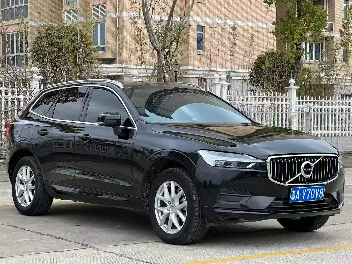 VOLVO XC60