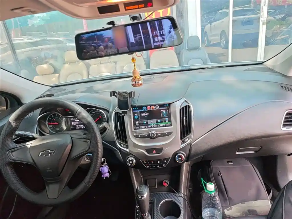 Chevrolet Cruze 2018 320 Automatic Pioneer Sunroof Edition фото 10