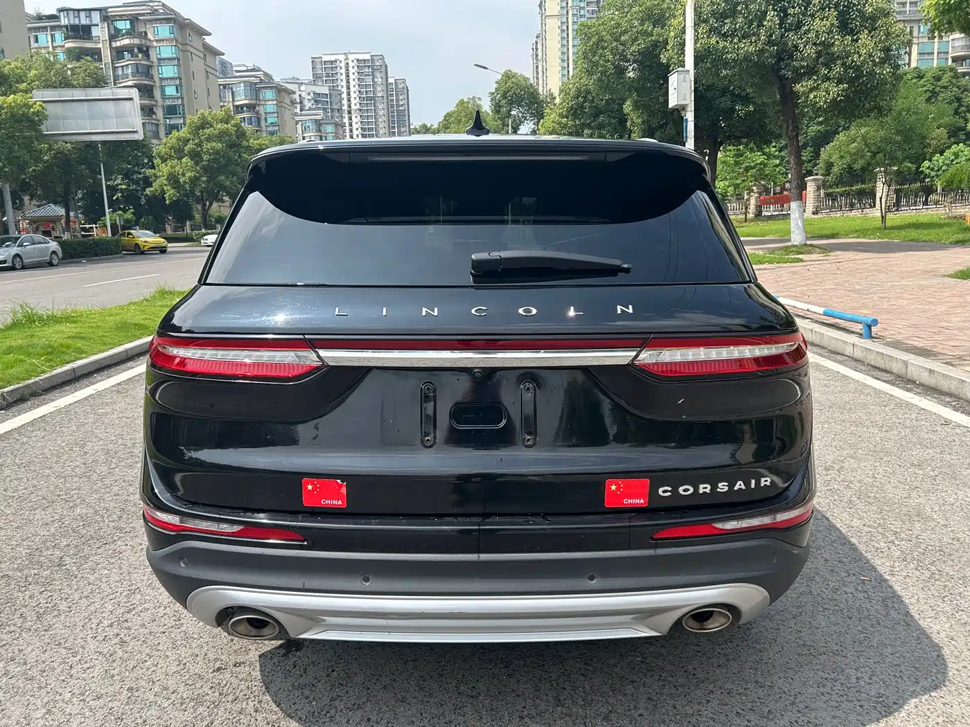 LINCOLN ADVENTURER