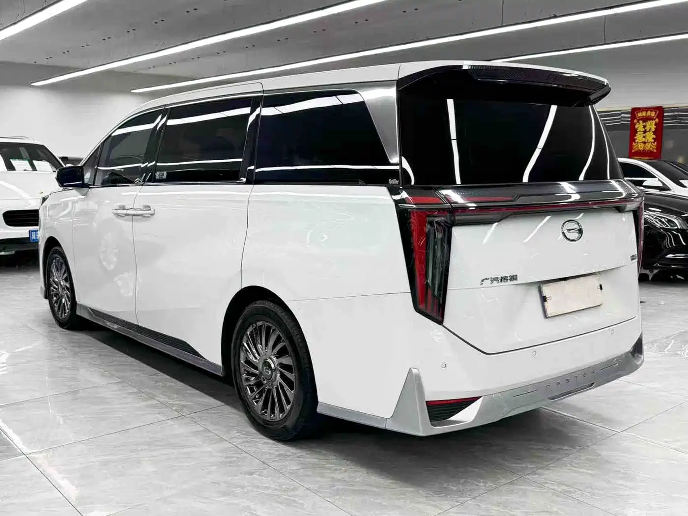 GAC Trumpchi Trumpchi M8 2023 Model Master Series 400T Ultimate Edition фото 4