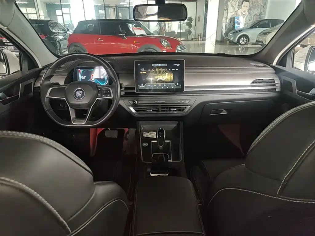 BYD Qin Pro 2019 Super Edition 1.5TI Automatic Smart Connected Feng Shang Type China VI фото 10