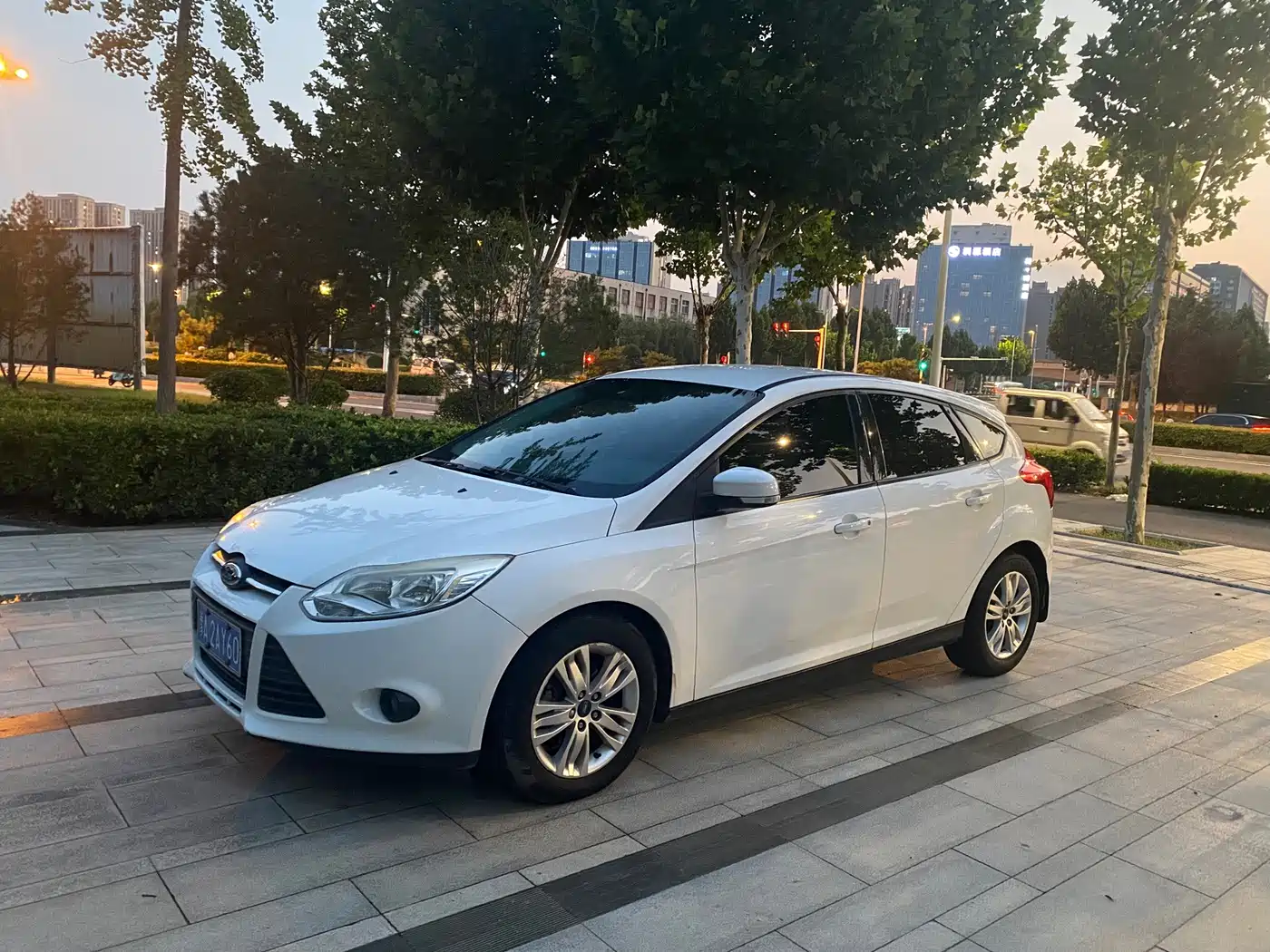 Фото 10 - Ford Focus
