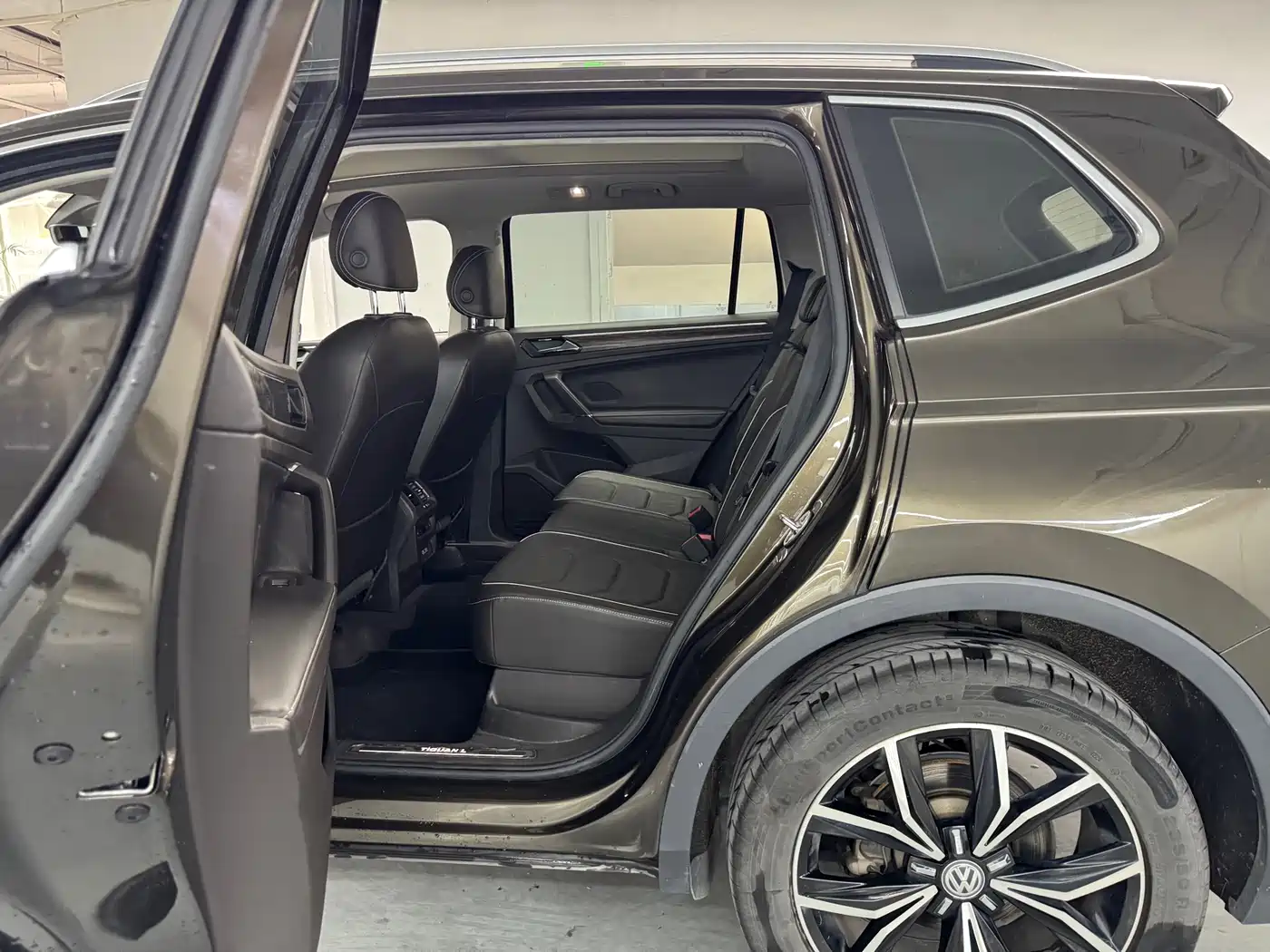 Volkswagen Tiguan L 2017 380TSI Automatic 4WD Ultimate Flagship Edition фото 5