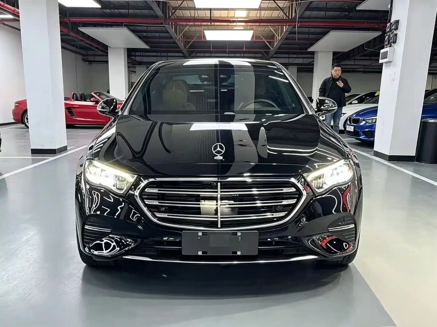 Mercedes-Benz E-Class 2025 E 300 L Luxury фото 2