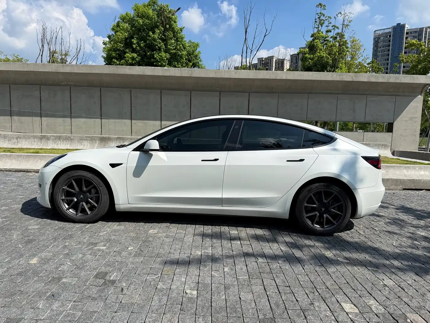 Фото 7 - Tesla Model 3