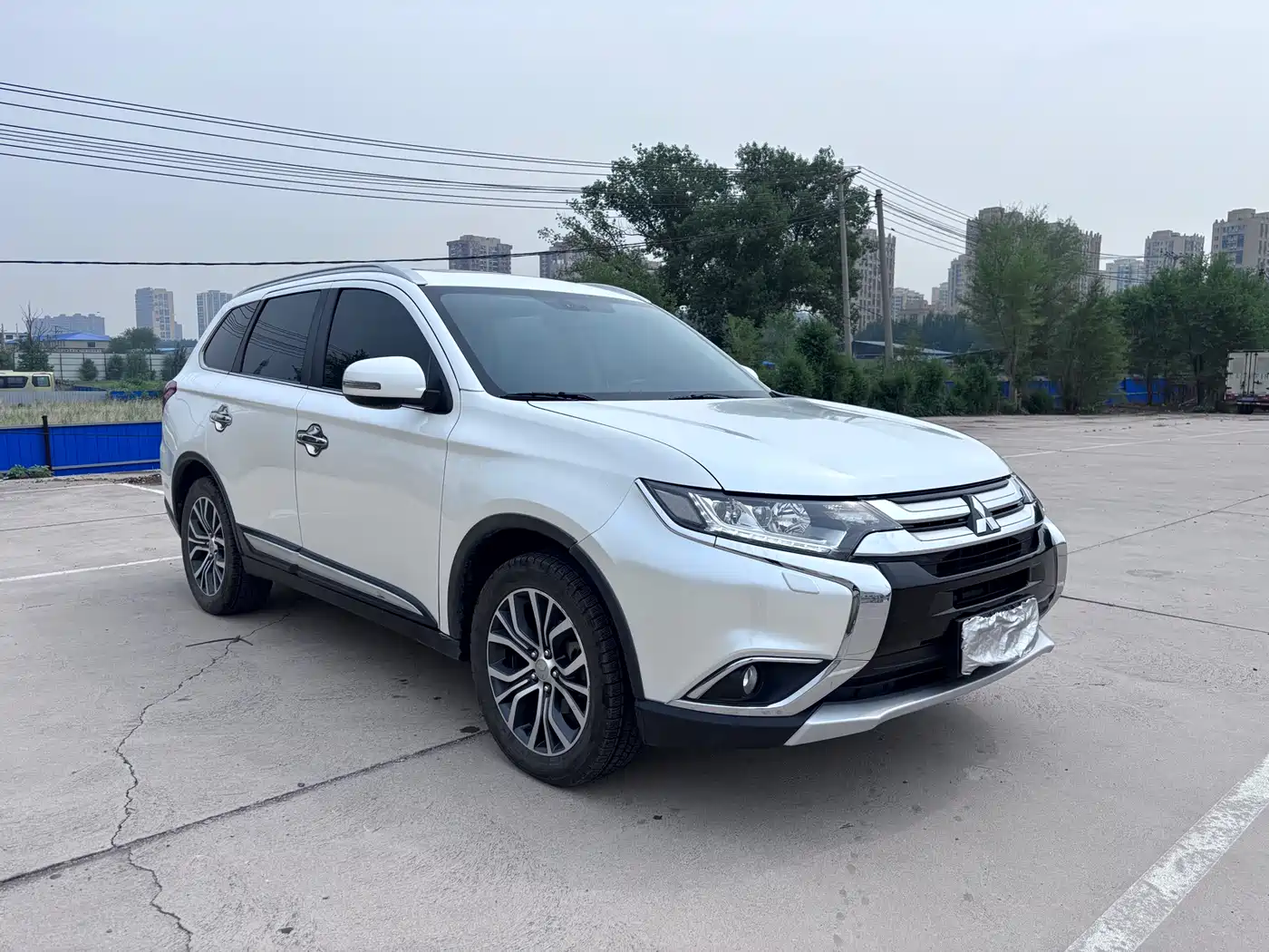 Mitsubishi Outlander 2016 2.4L 4WD Elite Edition 5-seater фото 3