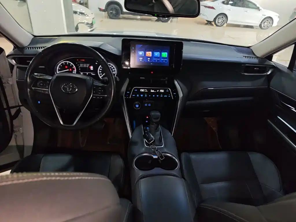 Toyota Lingfang HARRIER 2023 2022 2.0L CVT 2WD Luxury Edition