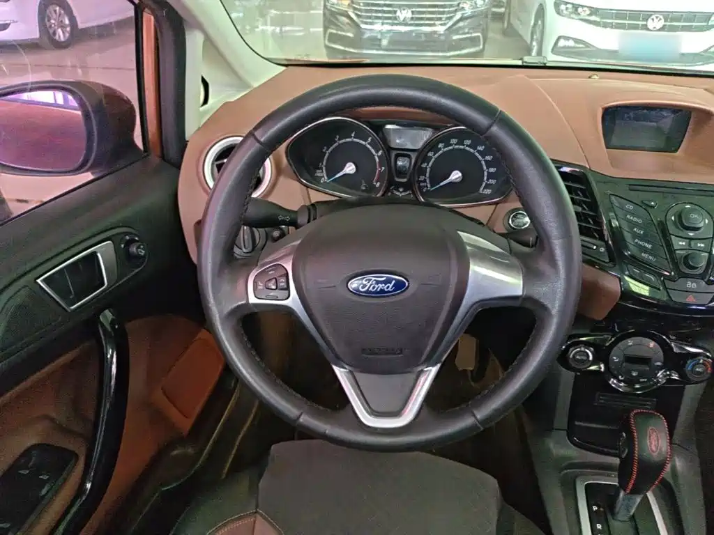 Photo 11 - Ford Fiesta