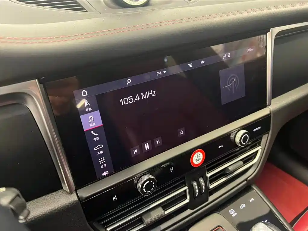 Porsche Macan 2023 Macan 2.0T фото 16