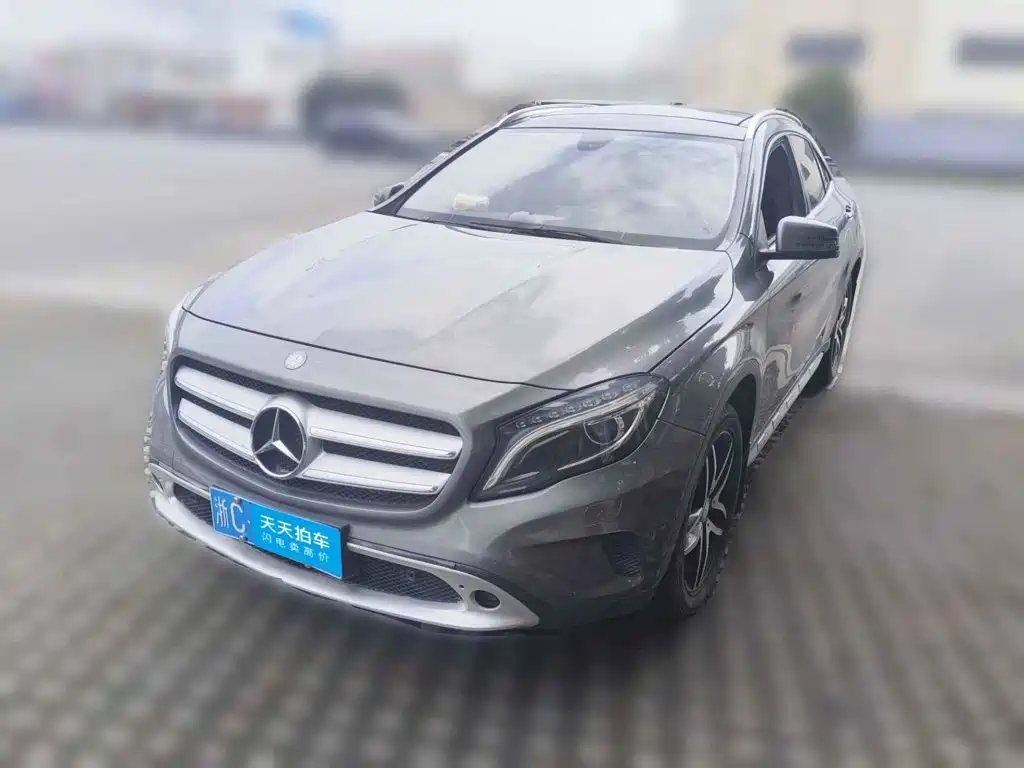 Mercedes-Benz GLA