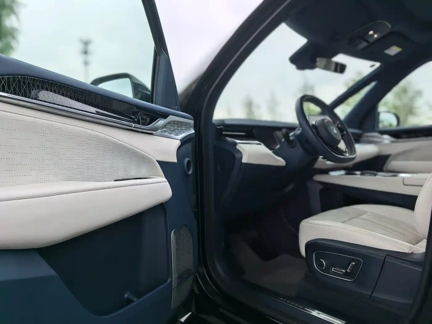 ZEEKR EXTREME KRYPTON 009