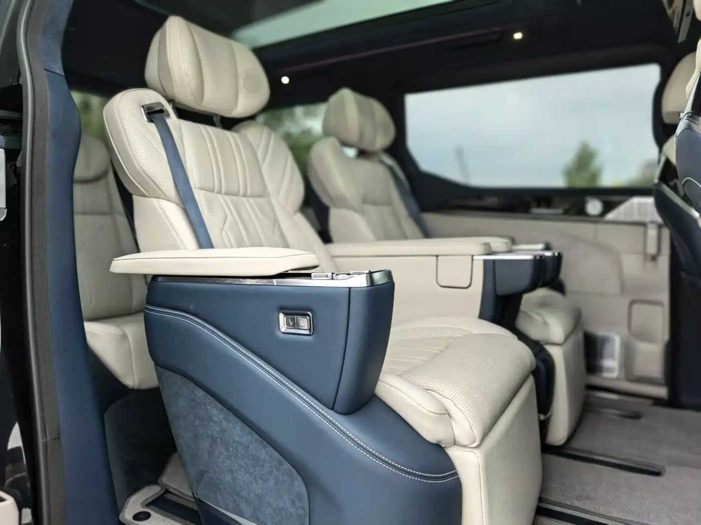 ZEEKR EXTREME KRYPTON 009